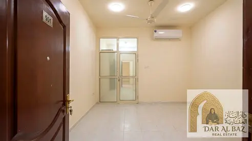 استديو للإيجار السنوي في الشارقة مساحة واسعه وتكييف سبليت موفر للكهرباء مناسب للعوائل والموظفين فرصة مميزة بسعر اقتصادي قريب حديقه الروله