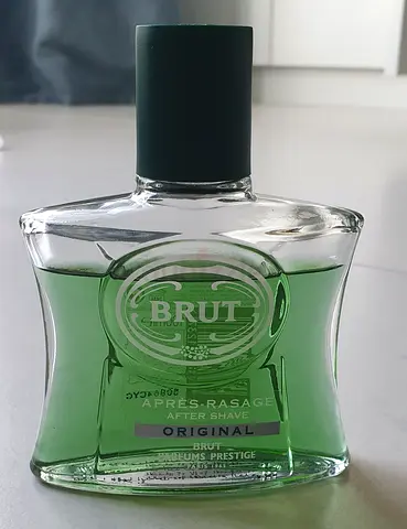Brut Original Aftershave 100ml - Green Bottle. Almost full.