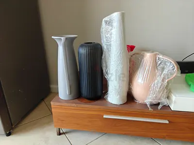 Set of decorative vases and ceramic pitchers - mixed styles, good condition