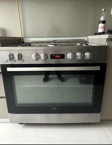 Beko brand 5 burner full gas cooker 90 cm same like a new condition