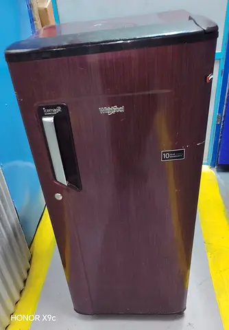 Single door refrigerator