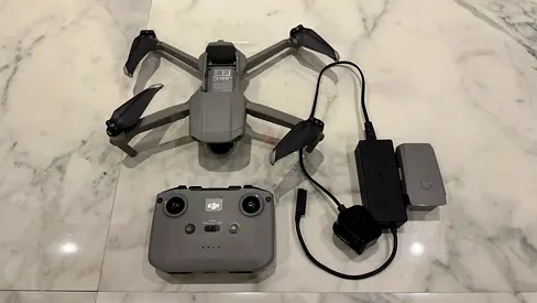 DJI Mavic Air 2 with Controller and Battery Charger - Excellent Condition 22 cycles Only!