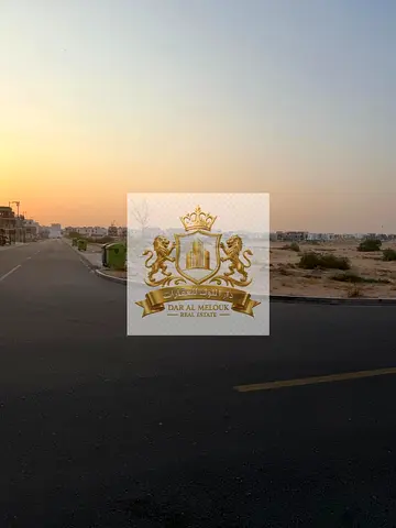 للبيع بالشارقه .. منطقه الحوشي .. الطرح الجديد .. للبيع ارض فضاء .. مساحه 2768 قدم مربع تصريح سكني استثماري .. تصريح بناء .. ارضي + اول + 50% من مس