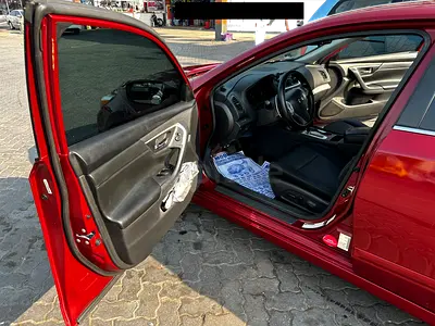 2017 Nissan Altima SR (American Specs) in Great Condition