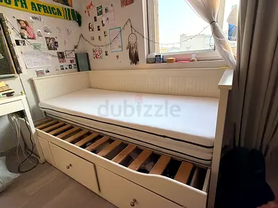 IKEA Hemmes Daybed/pull out bed with 3 Drawers and Mattress