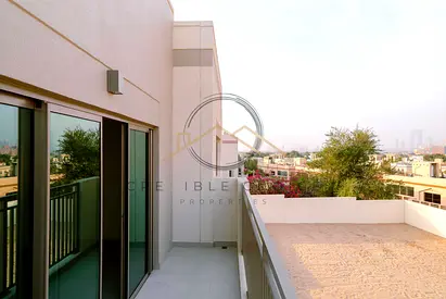 BRAND NEW | SPACIOUS LAYOUT | HUGE BACKYARD
