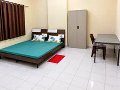 🏠 ROOM FOR RENT (Suitable for Family / Working Ladies) Al Sour, Sharjah