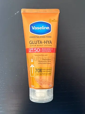 Vaseline Gluta-Hya Serum Lotion SPF 50