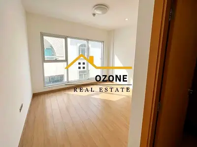LIKE BRAND NEW APARTMENT ~PARKING ~WARDROBES ~FAMILY BUILDING
