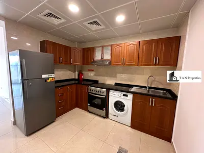 Semi Furnished | 6 Cheques Flexible | Close to Mall