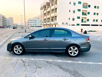 2010 Honda CIVIC — фото 4