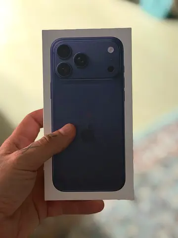 Apple iPhone (brand new in box) - Blue - Unopened