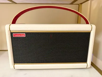 Positive Grid Spark Portable Guitar Amp / Bluetooth Speaker - White