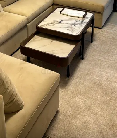 Coffee table and carpet