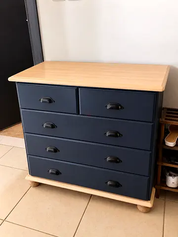 Solid wooden 5-drawer chest — navy blue front with natural top (good condition)