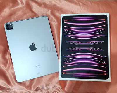 Apple iPad Pro 11" M2 (4th Gen) 256GB Wi-Fi + Apple Pencil & Case