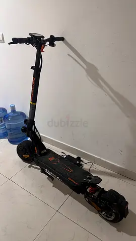 G2 MASTER FOR SALE URGENT ( CHARGER INCLUDED)