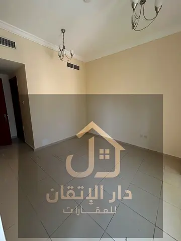 *غرفة وصالة للإيجار السنوي في القليعة - 30,000 درهم*