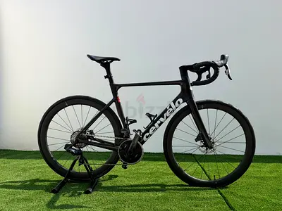 Cervelo Soloist Carbon Road Bike 56 | SRAM Force AXS | Quarq | Reserve Wheels