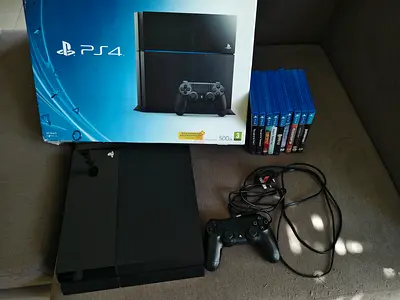 Sony PS4 500GB Slim with 1 Controller + 7 Games – Good Condition