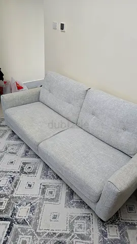 Clean 3-seater sofa