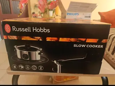 Russell Hobbs slow cooker 3.5L (boxed) - *Unused* excellent condition