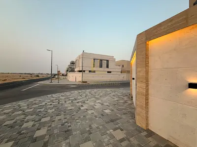 🏡 For Sale | Luxury Corner Villa – Al Hoshi, Sharjah