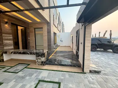 🏡 للبيع | فيلا زاوية فاخرة – الحوشي، الشارقة