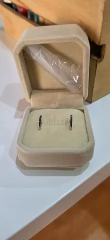 18K Yellow Gold Natural Diamond Earrings – 0.10 Carat Round Brilliant Cut Fancy Blue Diamonds – Fine