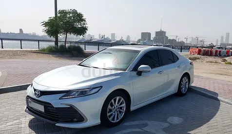 Toyota Camry SE 2023 GCC Specs