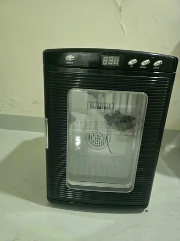 Large capacity cooler & warmer