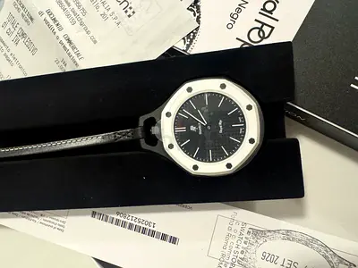 Audemars Piguet x Swatch - Royal Pop Ocho Negro