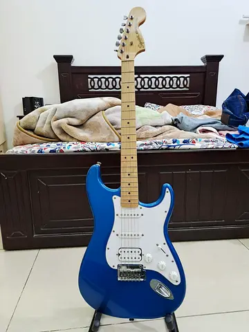 🎸 Squier Affinity HSS Stratocaster – Lake Placid Blue