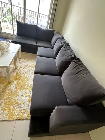 Comfortable L-Shaped Fabric Sectional Sofa – Great Condition