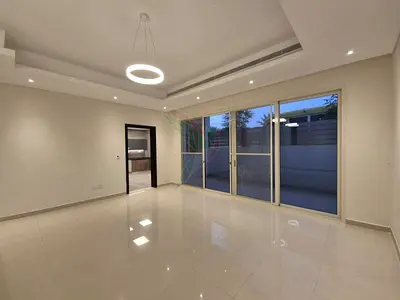 SPACIOUS MODERN VILLA EXCELLENT QUALITY COMPOUND