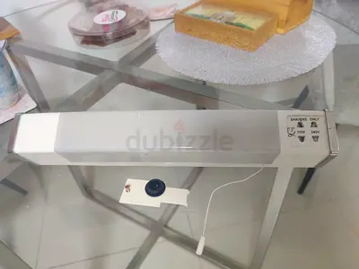 Bathroom fluorescent light fixture with switch (shavers only) - working