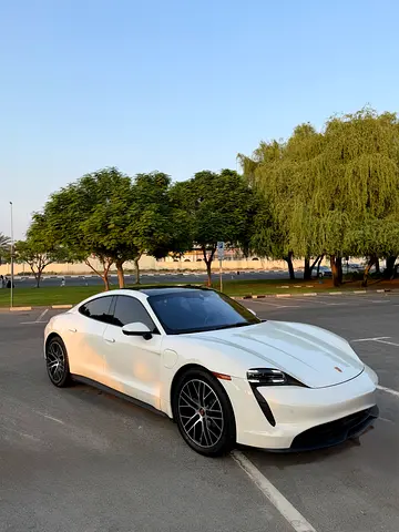 Porsche Taycan Standard 2022 American Specs