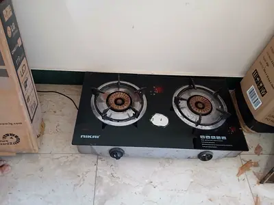 Used 2-Burner Glass Gas Hob - Works Fine