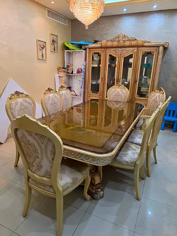 Classic Ornate Dining Table with 8 Chairs
