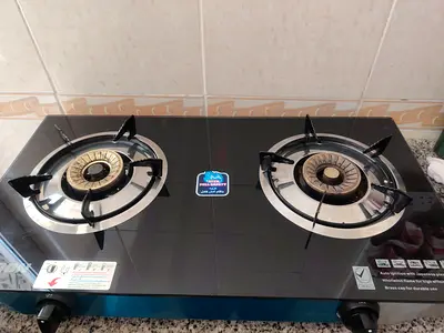 Glass Top 2-Burner Gas Stove - Excellent Working Condition