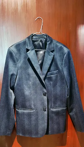 Suit Jackets For Sale: Excellent Condition, Fantabulous Offer !!