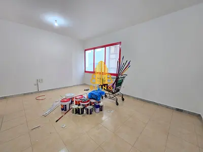 Spacious 2 Bedroom With Balcony & Closed Kitchen