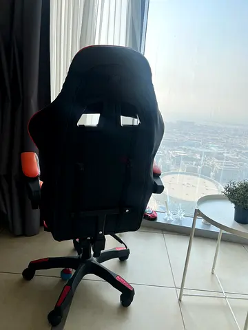 Black and Red Racing Gaming Office Chair - Good Condition