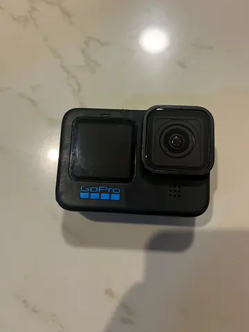 GoPro HERO10 Black – Very Good Condition
