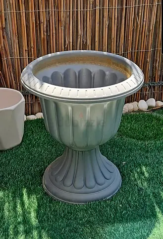 Outdoor Decorative Planter Pot - Grey