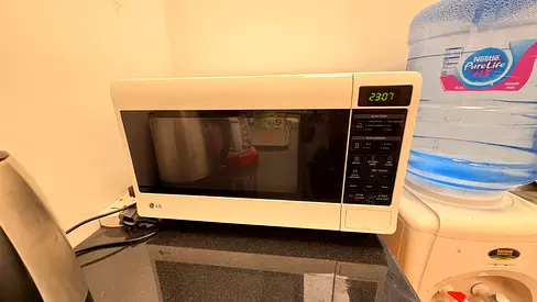LG White Countertop Microwave - Good Working Condition