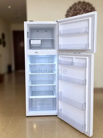 LG Smart Inverter Refrigerator – 10 year warranty: Excellent Working Condition – AED 700