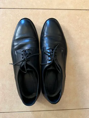 Armani Collezioni Luxury Leather Dress Shoes – Size 42