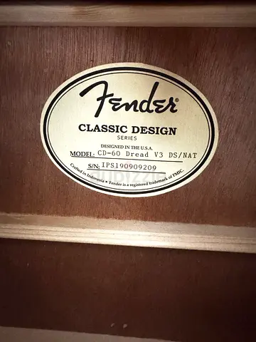 Fender Classic Design Acoustic Guitar (CD-60) - Good Condition