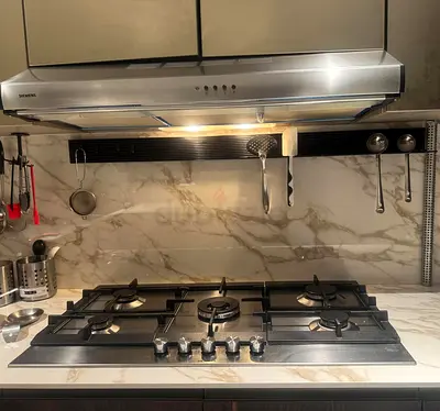 Magnetic panel for knives